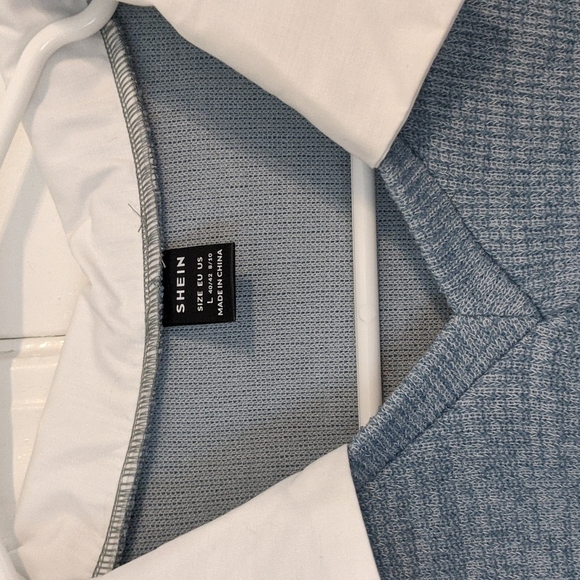 Blue and White Sweater Blouse - Picture 3 of 3